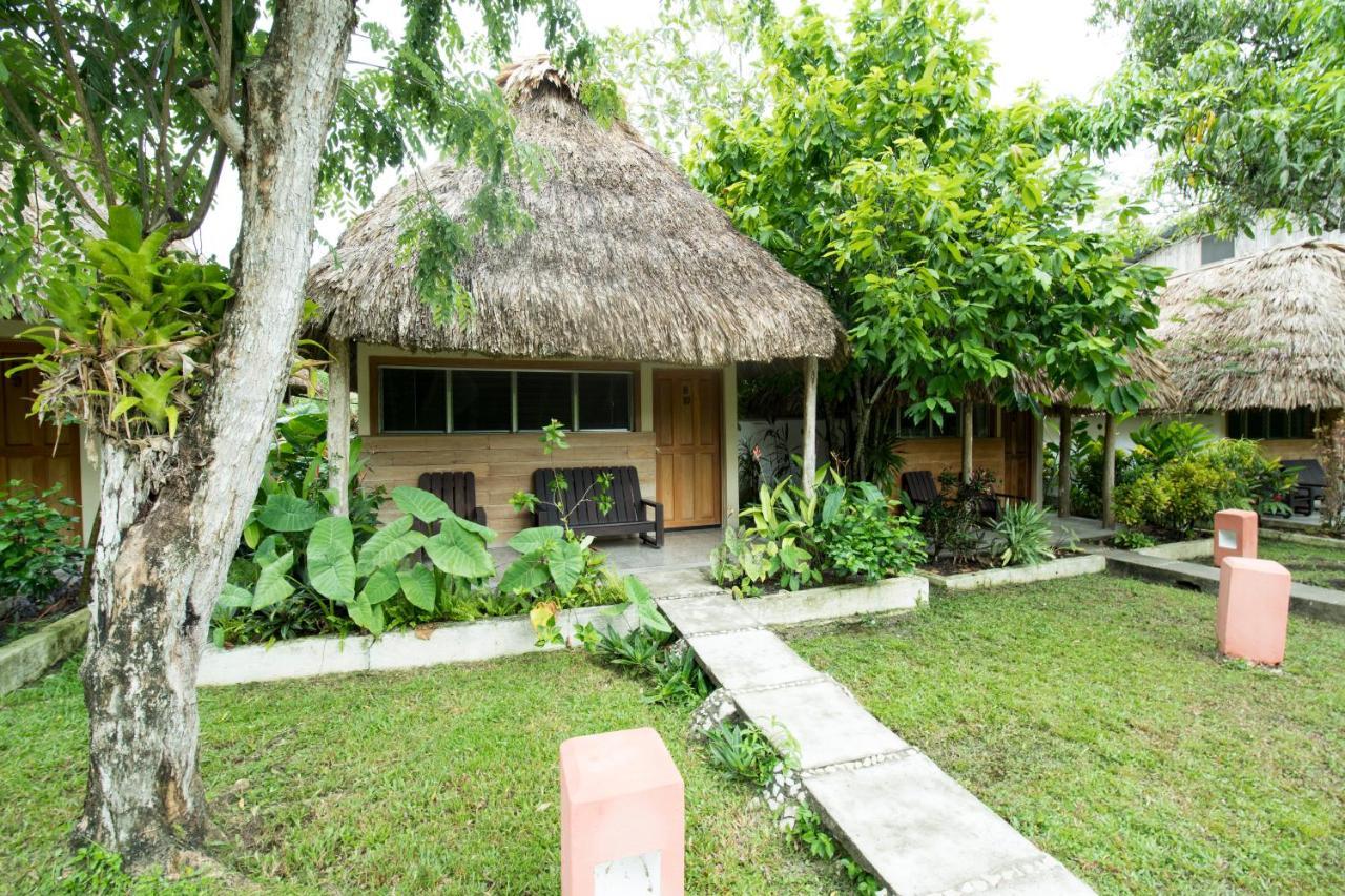 Hotel Tikal Inn Exterior photo
